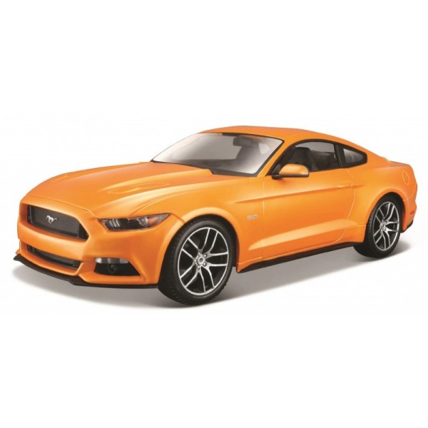 Model kompozytowy Ford Mustang GT 2015 pomarańczowy 1/24