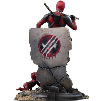 Iron Studios Deadpool & Wolverine - Deadpool Statue Art Scale 1/10